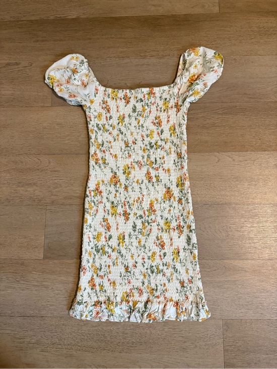 Lost + Wander Dresses & Skirts - lost + Wander - Smocked floral mini dress - S